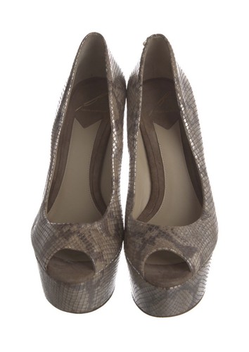 Brian Atwood Brown Metallic Snakeskin Peep Toe Heels ~ 9 US - Picture 2 of 4