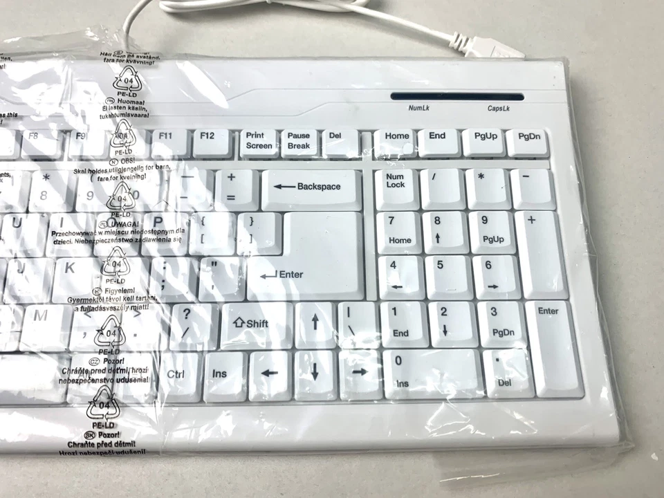 Unbranded Computer White Keyboard WK30 USB 15.5" - Image 2 of 4