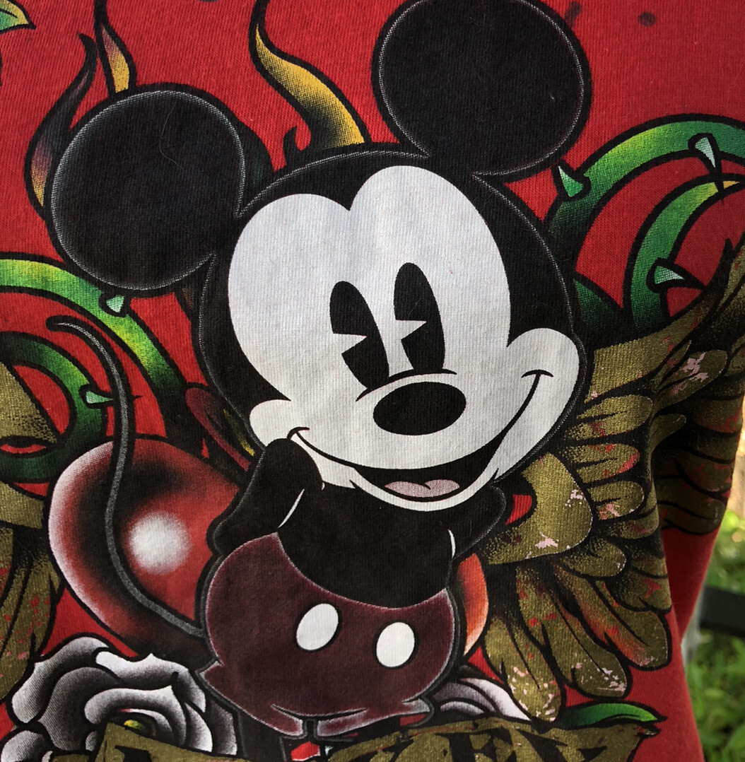 Gently Used Junior Girl's Disney Red MICKEY MOUSE T-Shirt, Size M