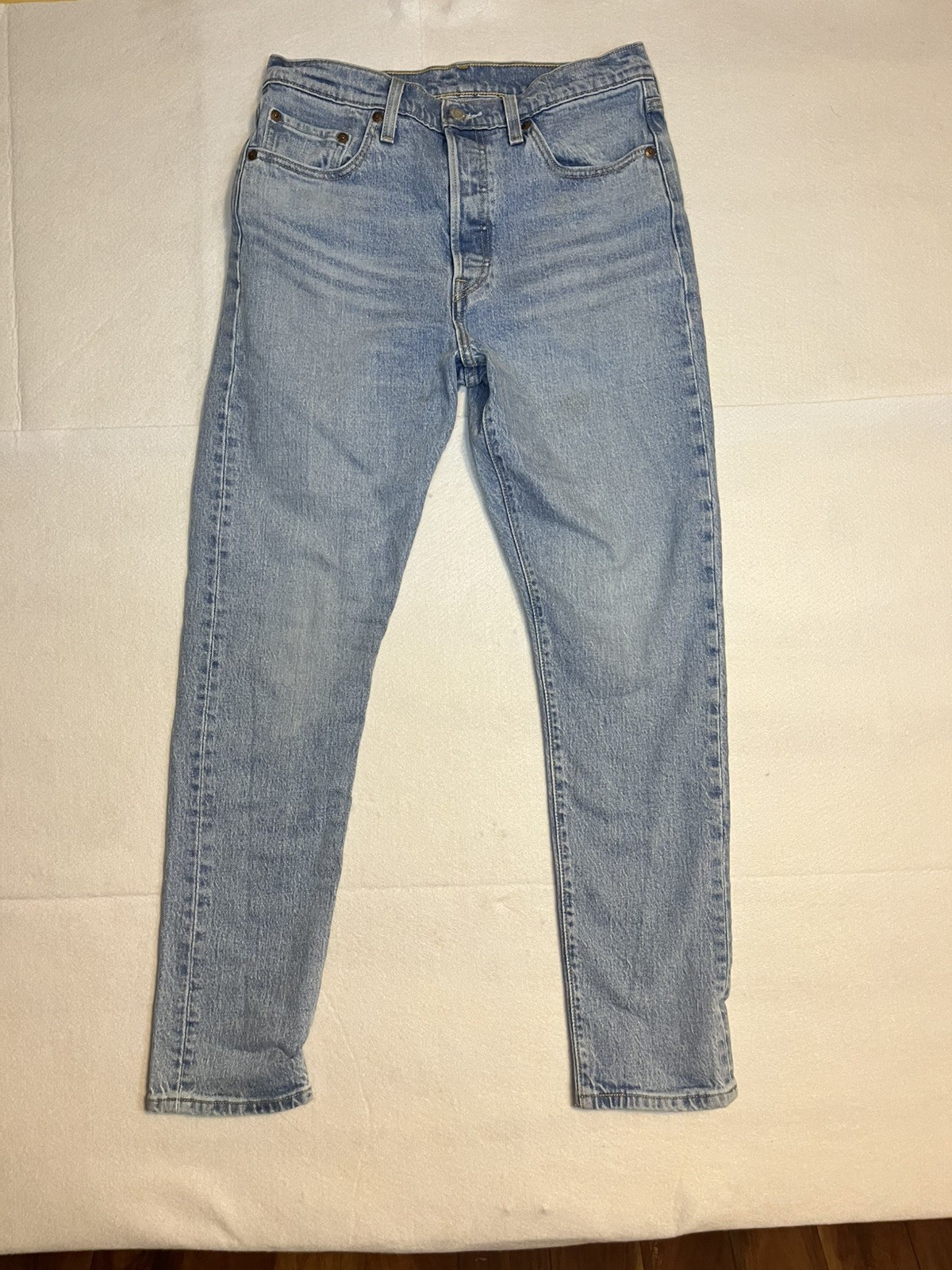 VTG Y2K Levi Strauss & Co 501 Button Fly Distressed Medium Wash Denim Jean 29x30