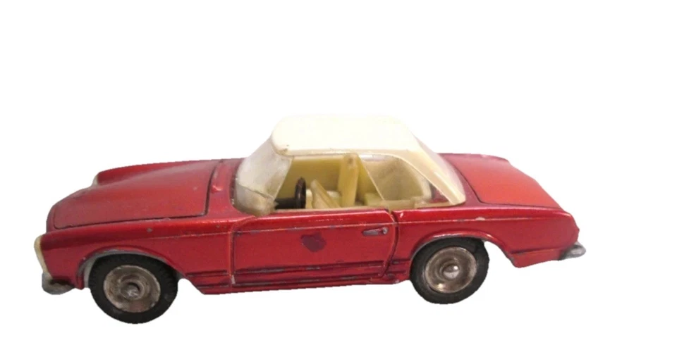 French Dinky 516 MERCEDES BENZ 230SL modelo original usado. - Imagem 3 de 4