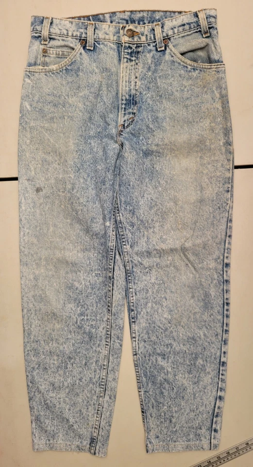 Jeans de mezclilla vintage años 90 Levi’s 550 naranja lengüeta 32x32 30x28 EE. UU. azul lavado ácido Foto 2 de 4