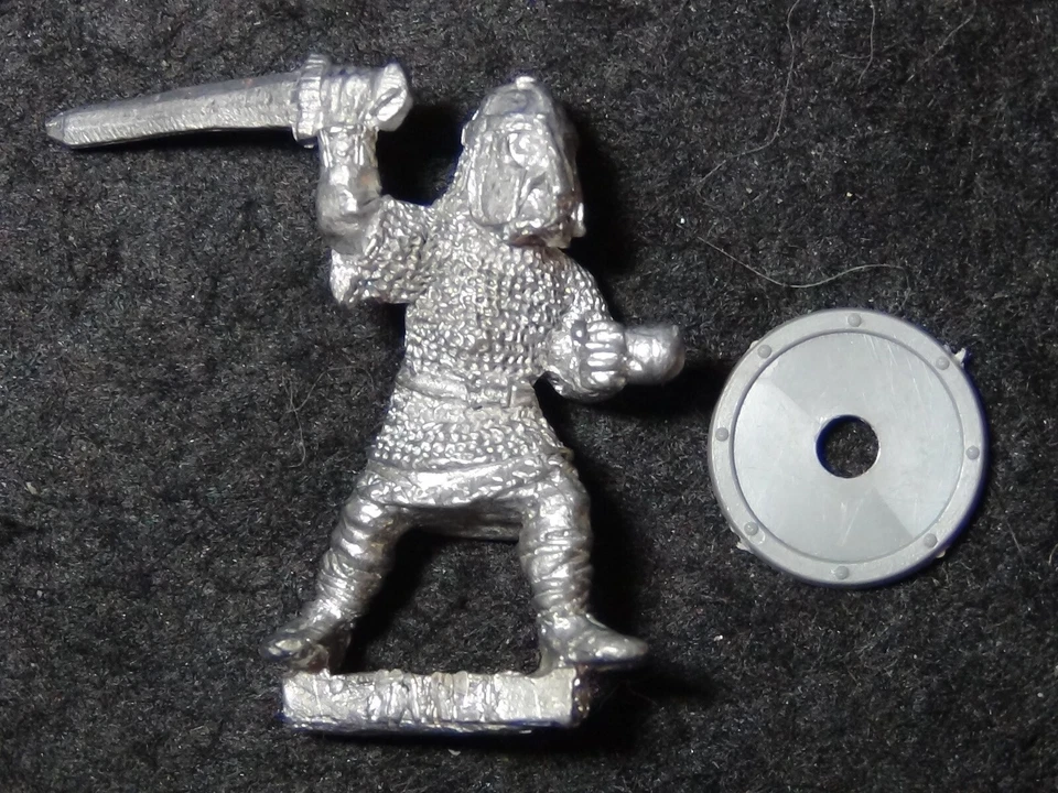 Warhammer Fantasy Battle Dark Ages Viking Norse Warrior 1980s D&D Character OOP - Image 4 of 4
