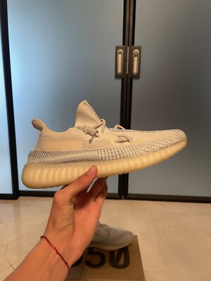 yeezy boost 350 v2 cloud white on feet