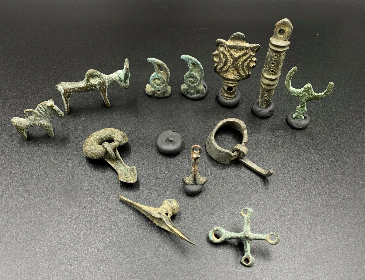 Antique Bronze Jewelry Cloths Ornament Etc. Mix Lot Ancient