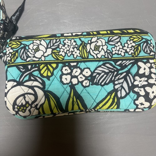 Vera Bradley Iconic Mint Flowers Accordion Wristlet Wallet Blue Green Floral - Picture 2 of 8