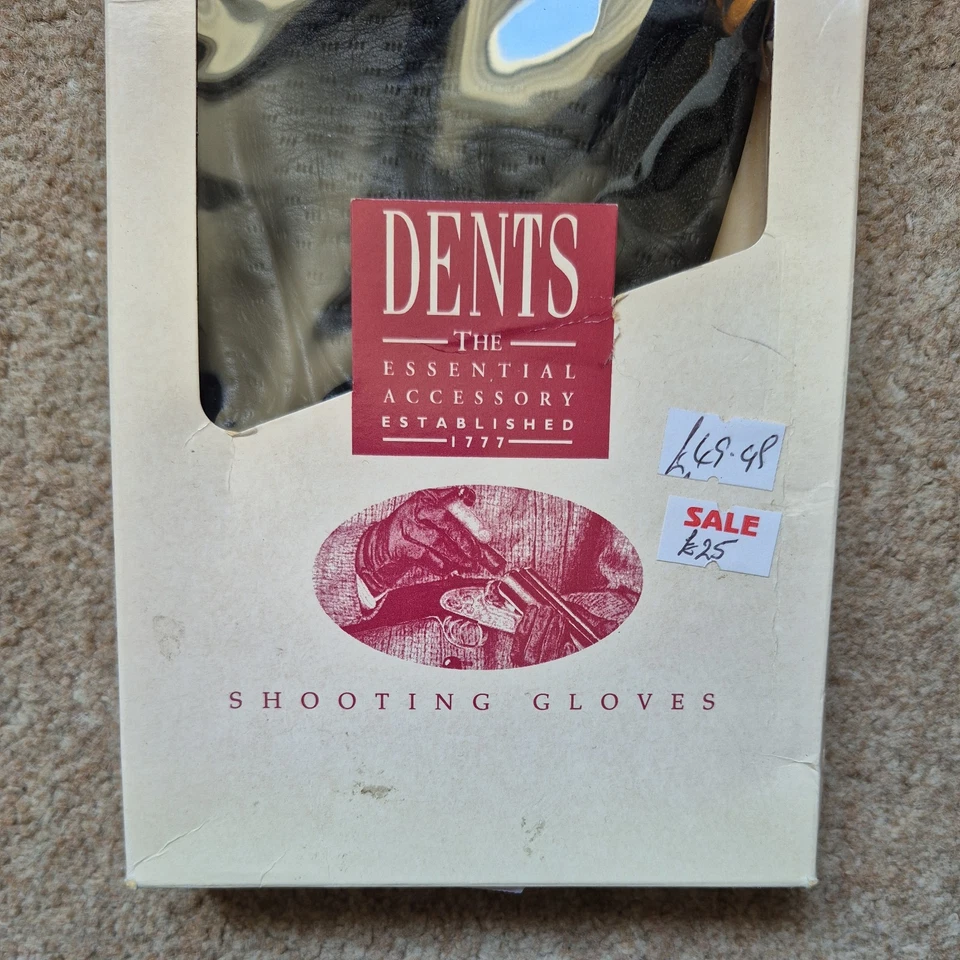 Dents Water-Resistant Black Leather Shooting Gloves - Left Handed - SIZE 8.5 - Image 4 of 4