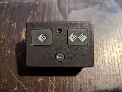 GHOST CONTROLS AXS1 3-Button Remote Transmitter