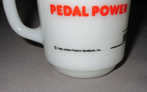 Vintage 1958 Anchor Hocking Peanuts Snoopy Pedal Power Milchglas Becher Tasse EUC - Bild 5 von 8