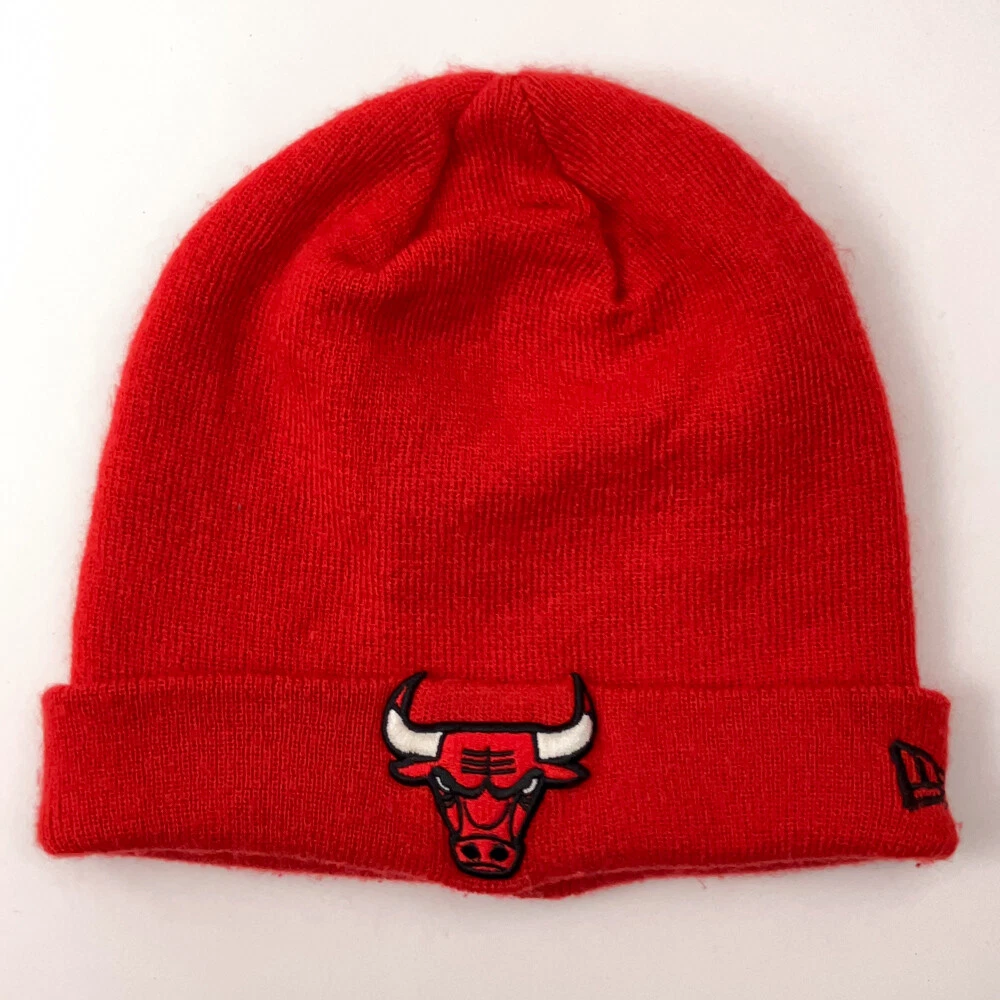 Chicago Bull Plain Simple Winter Hat by New Era