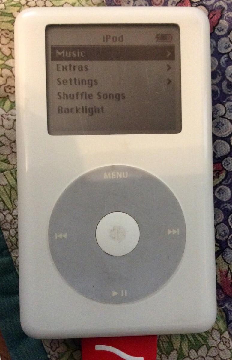 APPLE IPOD 40GB A1059 ポータブルMDプレーヤー ホワイト Apple iPod A1040 20 GB MP3 Player - 3rd Generation (M9244LL