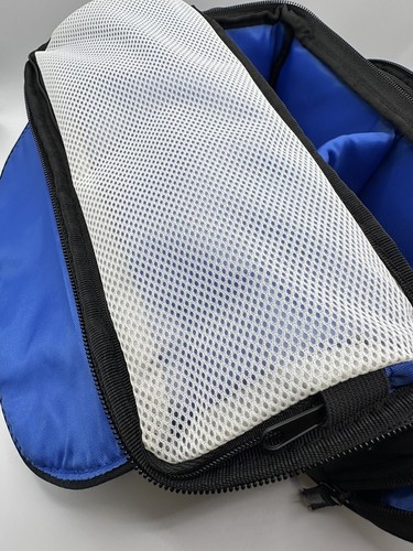 Case Logic Camera Soft Bag Case Black/Blue Nylon Zippered bag - Blue Interior - Picture 6 of 9