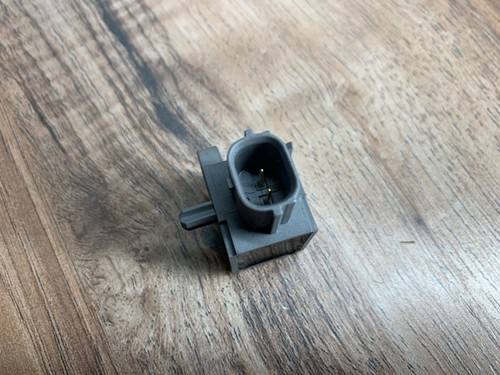10 - 13 Suzuki SX4 hatchback cuarto panel sensor de impacto lateral 38930-57L20 - Imagen 2 de 3