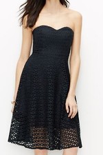 Ann Taylor Strapless Sweetheart Cotton Navy Blue Floral Eyelet Midi Dress Size 6