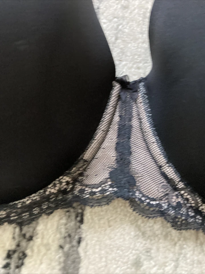 Sujetador TORRID CURVE 42DDD Cobertura Completa Balconette Negro Encaje y Rosa Sin Tirantes Foto 4 de 4