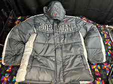 Jordan Brand YOUTH Gray White Puffer Coat - Sz. 10/12