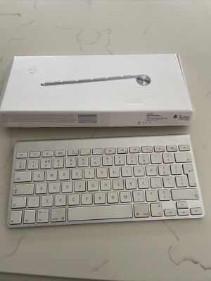 Apple Original Wireless Keyboard gebraucht und ungetestet