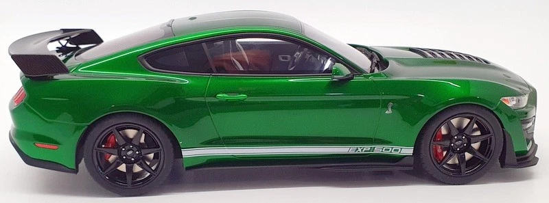 GT Spirit escala 1/18 GT834 - Ford Shelby GT 500 2020 - verde manzana caramelo Foto 2 de 4