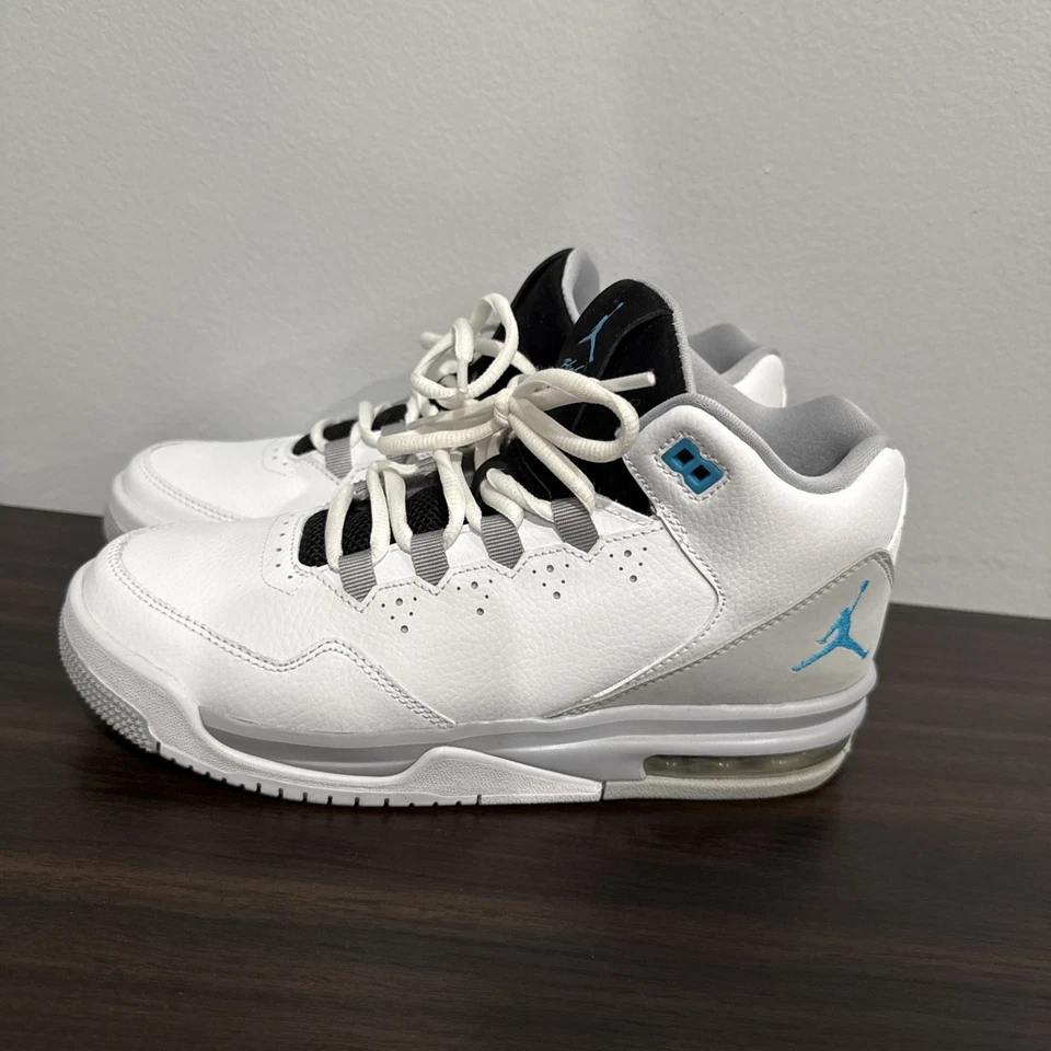 Jordan Flight Origin 2 white/blue lagoon wolf grey 705160-126 - Image 2 of 4