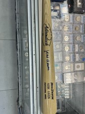 Baseball signed Hank Aaron Big Stick Adirondack