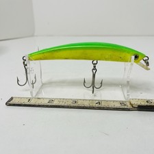 Vintage Rattlin Neon Green Arched Jerkbait Fishing Lure Bait 6 Inch