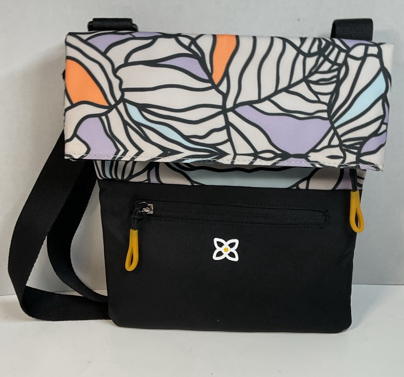 Sherpani Pica Fold Over Crossbody Purse Travel Bag Nylon Black And Floral