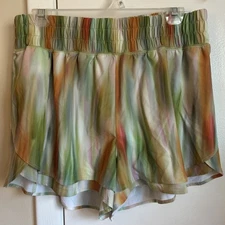 Calia by Carrie Underwood High rise Step Up Short 3” Inseam Size Large