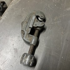 VINTAGE RIDGID NO. 15 PIPE CUTTER TUBING CUTTER 3/16" - 1  1/8" USA