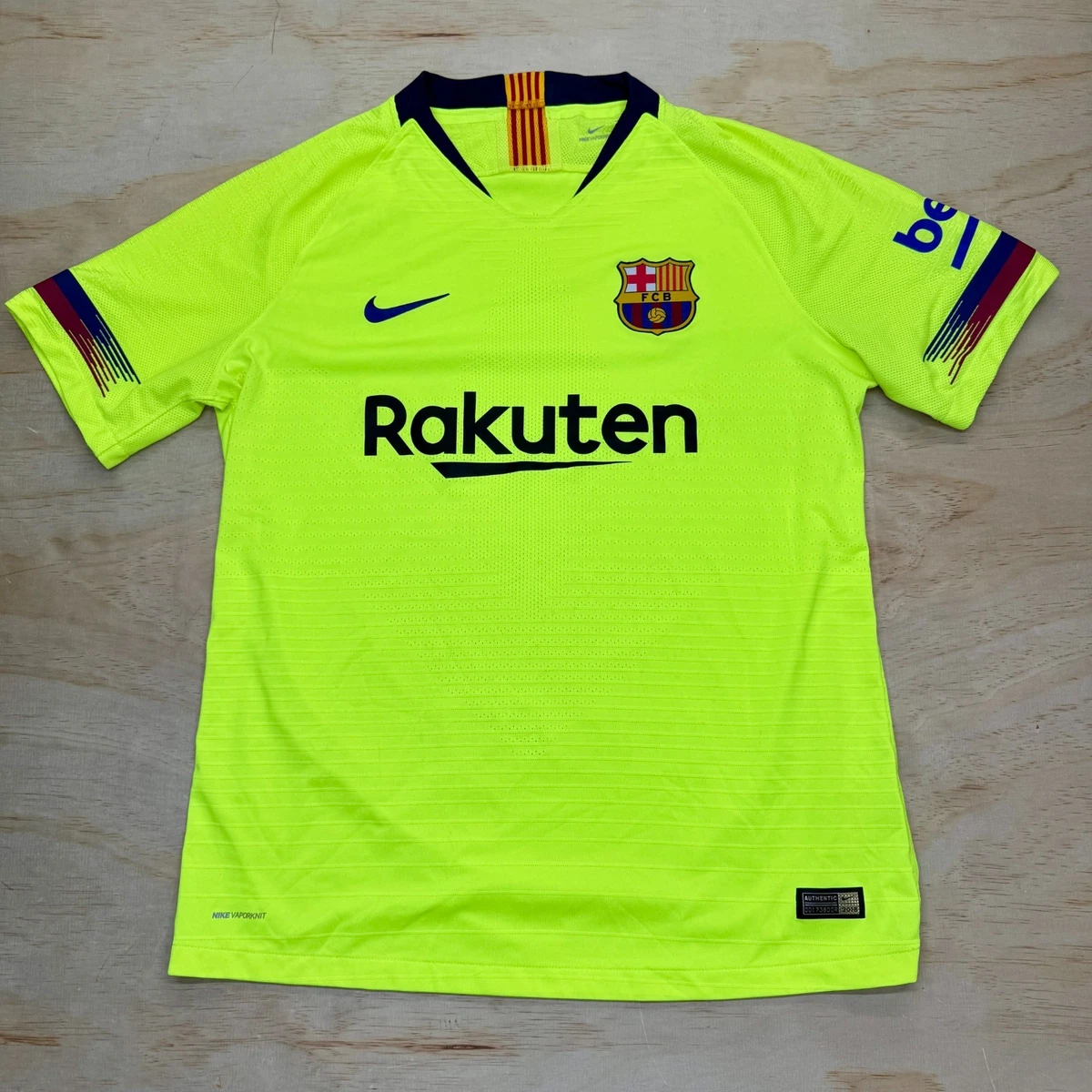 Preços baixos em Nike Fc Barcelona Amarelo Clube Internacional de