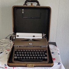 Royal Manual Portable Metal Typewriter with Case Vintage thumbnail
