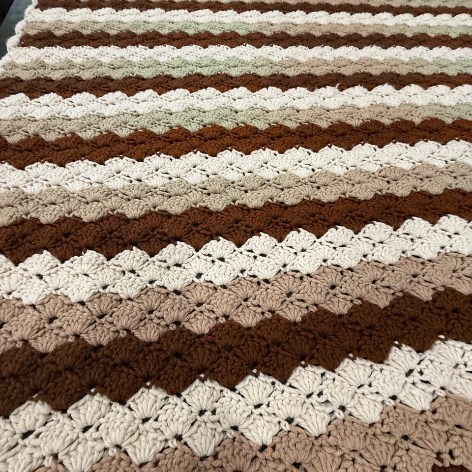 Vtg. Roseanne Bar Couch Throw~Brown Beige & Moss Green 38x60” Retro/Y2k/Cottage  - Image 3 of 4