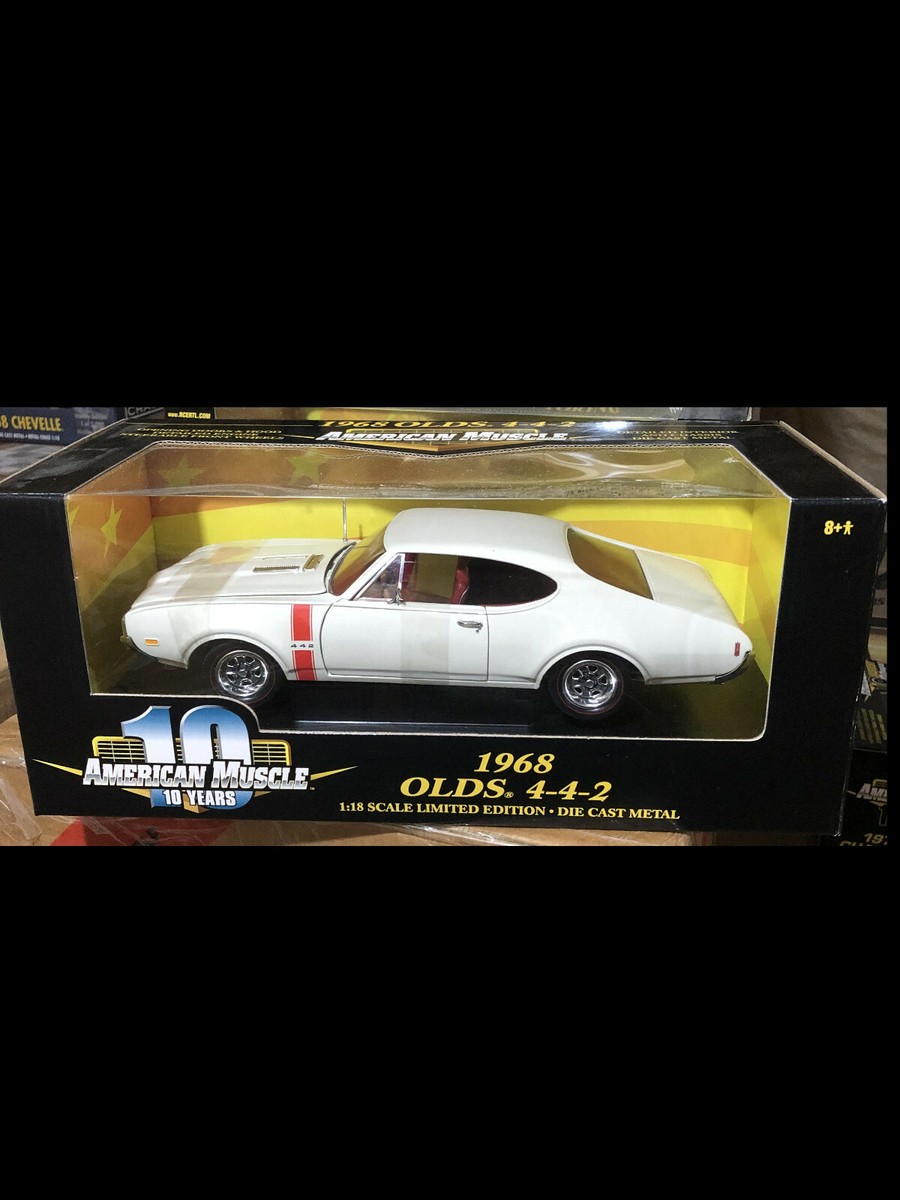 1968 Oldsmobile 442 White 1:18 Ertl American Muscle 32557 | eBay