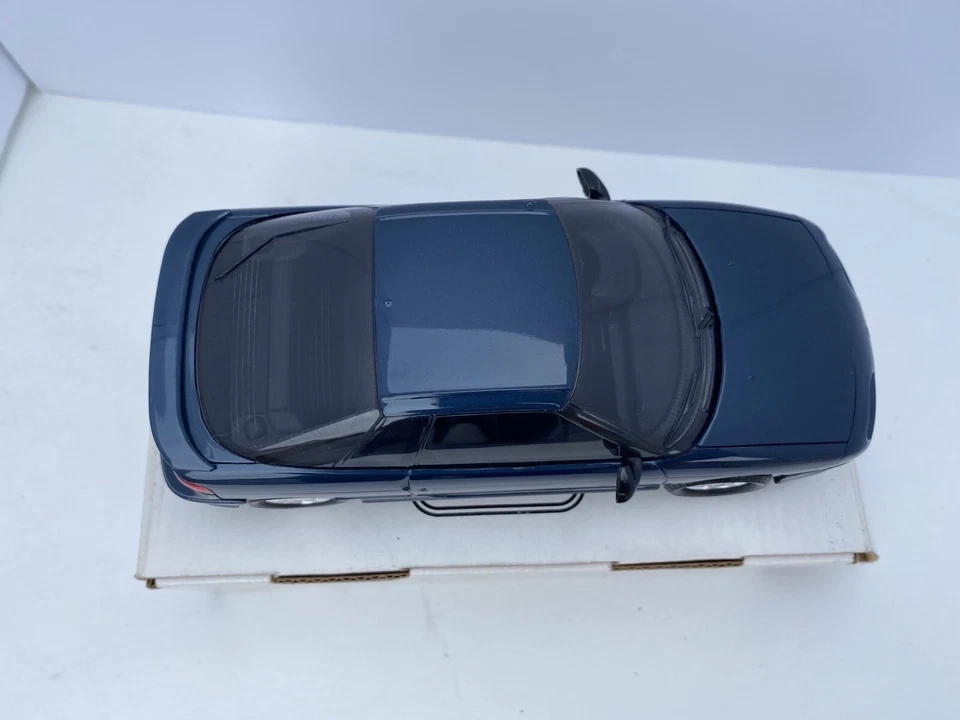 AMT/Ertl 1992 GEO STORM GSI Promo Car in Bennington Blue With Box New #6155 - Image 4 of 4