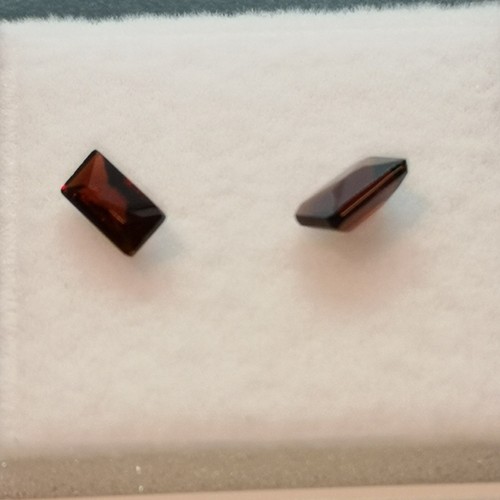 Lot 2 grenats Almandin – 0.63 ct – Madagascar, octogone non traités - Foto 4 di 4