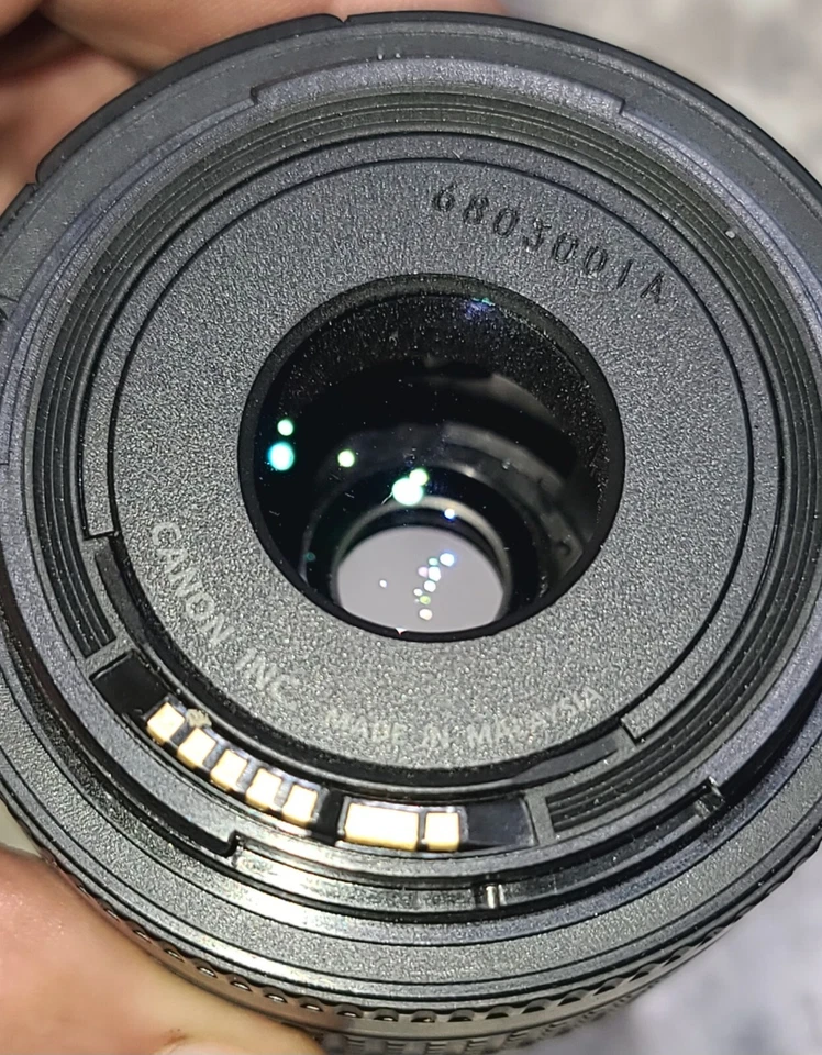 Canon 35-80/3,5 - 5,6 lll EF ZOOM, TAPA, BONITO #6803C01A Foto 2 de 4