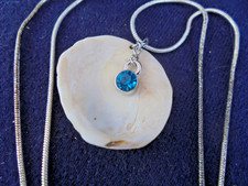 Sea Shell w/ Rhinestone Charm and 18" 925 Sterling Chain