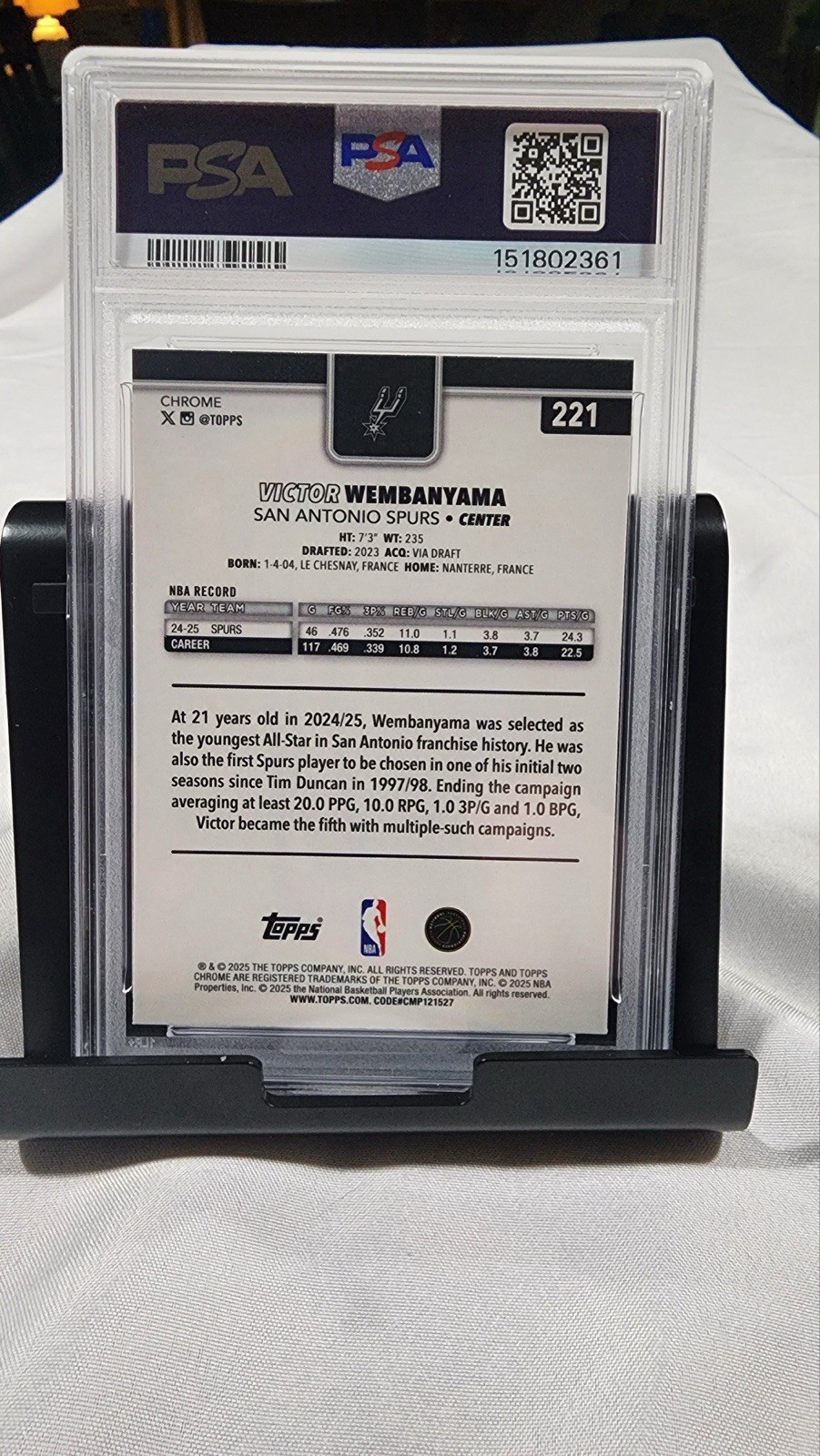 Topps 2025 Sapphire Victor Wembanyama #221 PSA 10 Spurs Basketball Card view 2