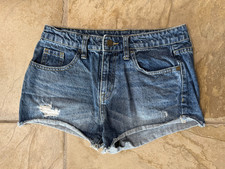 MOSSIMO HIGH-RISE SHORTS WOMENS SIZE 4