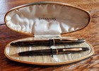 40s Sheaffer Fountain Pen Vac-Fil Torpedo Amber/Black 14K Nib Pencil Clam Case  — photo 1