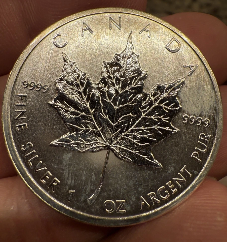 (Lote de 6) Hoja de arce de plata Canadá 2011 1 oz, 6 onzas de plata en total 0,9999 Foto 3 de 4