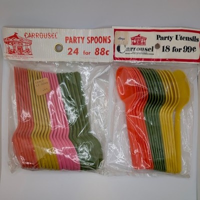 VTG Carrousel Party Spoons   Bold Retro Colors   Sealed Packs   1960s 70s- 42ct