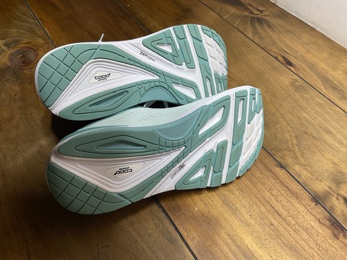 Topo Athletic Ultrafly 4 Womens Size US 9.5 Sneakers EU 41 Mint Green - Picture 8 of 8
