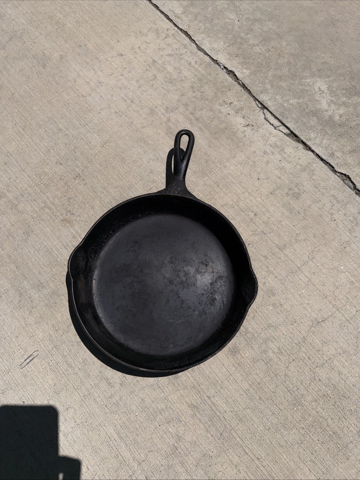 VICTOR Cast Iron Skillet 722 C #8 Double Pour Spout 9.5” Inch Black Marked VTG