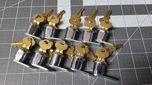LOT OF 5 NEW CAM LOCK 5/8 INCH CABINET MAIL BOX, GLASS ENCLOSURE BARREL LOCK - Picture 2 of 5