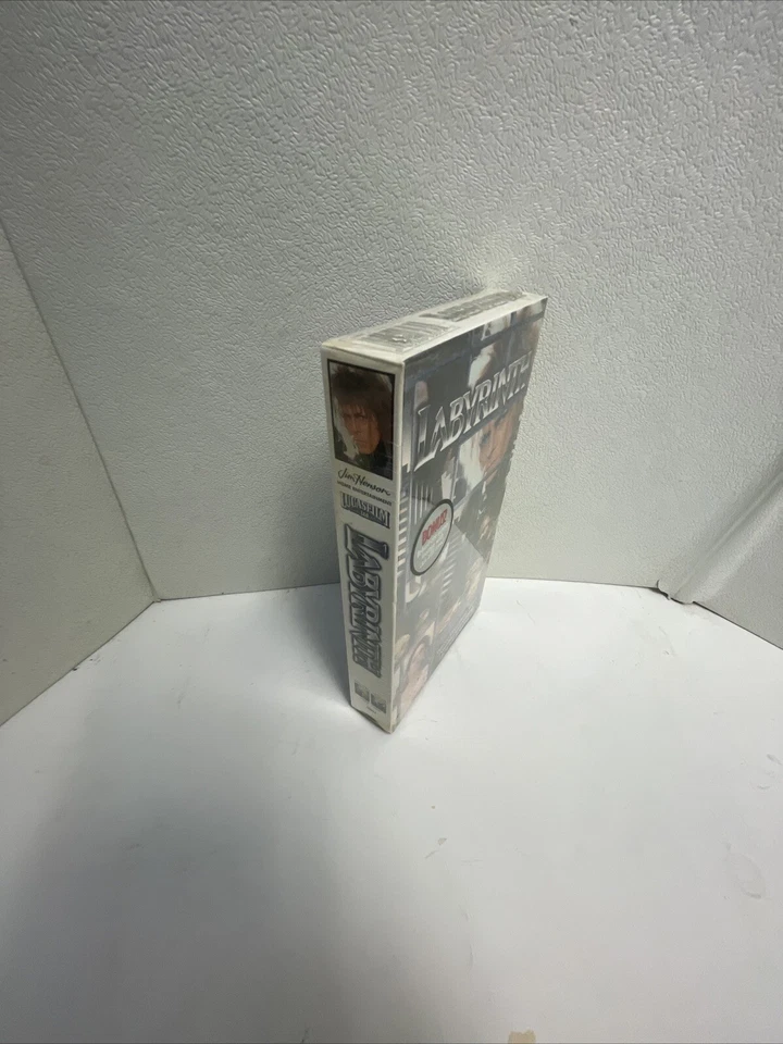 Labyrinth - 1999 VHS - David Bowie Jim Hensen - BRAND NEW SEALED - Rare - Image 4 of 4
