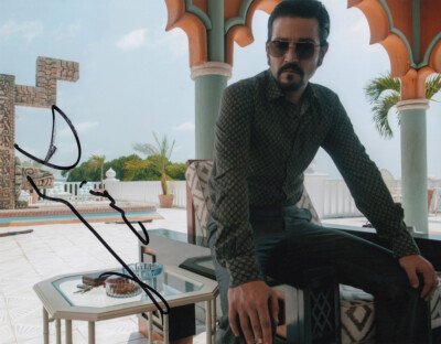Diego Luna signed NARCOS 10x8 photo IN PERSON [16604] Signing Details + ACOA