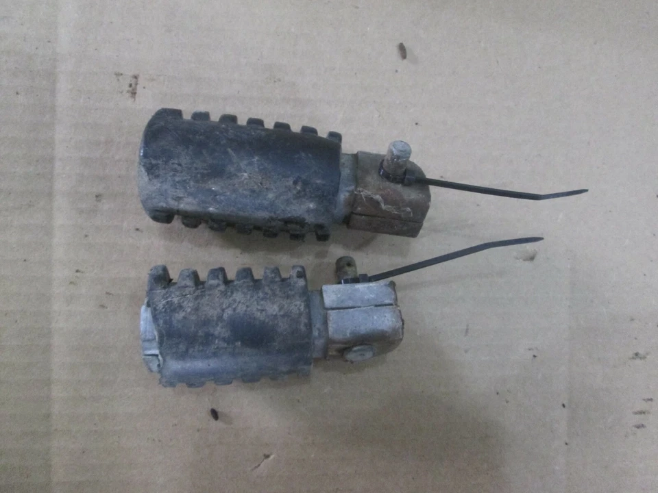 Yamaha GT1 80 MX GT80 GT 80 1973 73 estriberas delanteras reposapiés reposapiés reposapiés  Foto 3 de 3