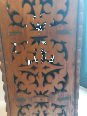 Armoire Bois Dentelle Pour Poupée Ancienne - 1900 - Fabrication Française - Meuble Miniature