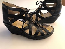 fly london women's wege669fly platform sandal