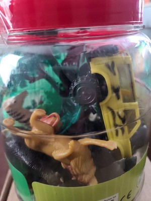 Wild Republic ECO Expedition 33 Piece Zoo Adventure Set